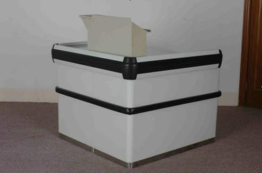 China Anti Slip  Grocery Checkout Counter , Modern Retail Checkout Counters White Color supplier