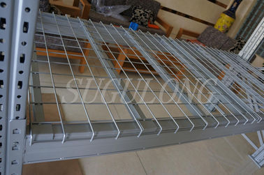 China Combined Heavy Duty Storage Shelves Eco Friendly Non Deformation Easy Assemble supplier