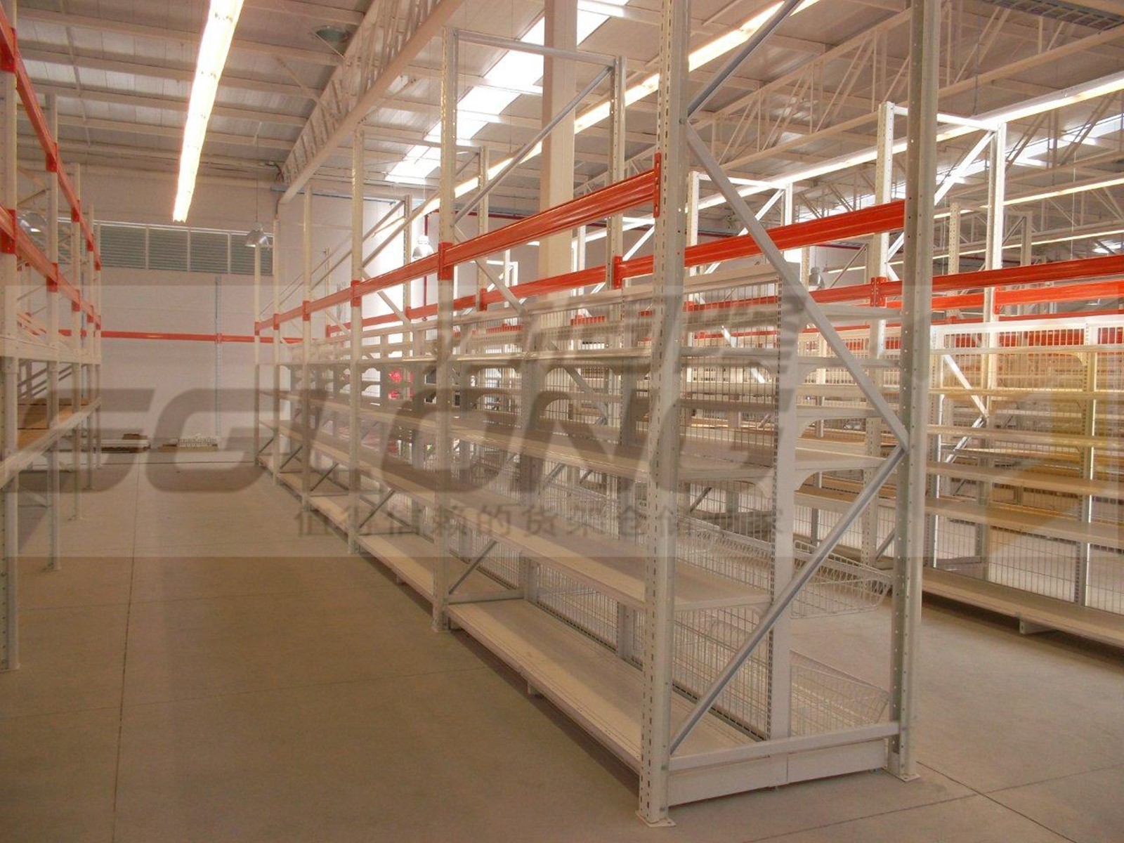 High Load Capacity Heavy Duty Storage Shelves U Shape Upright Protectors